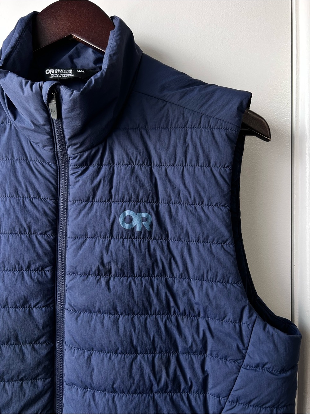 Outdoor Research Men’s Shadow Vest in Navy